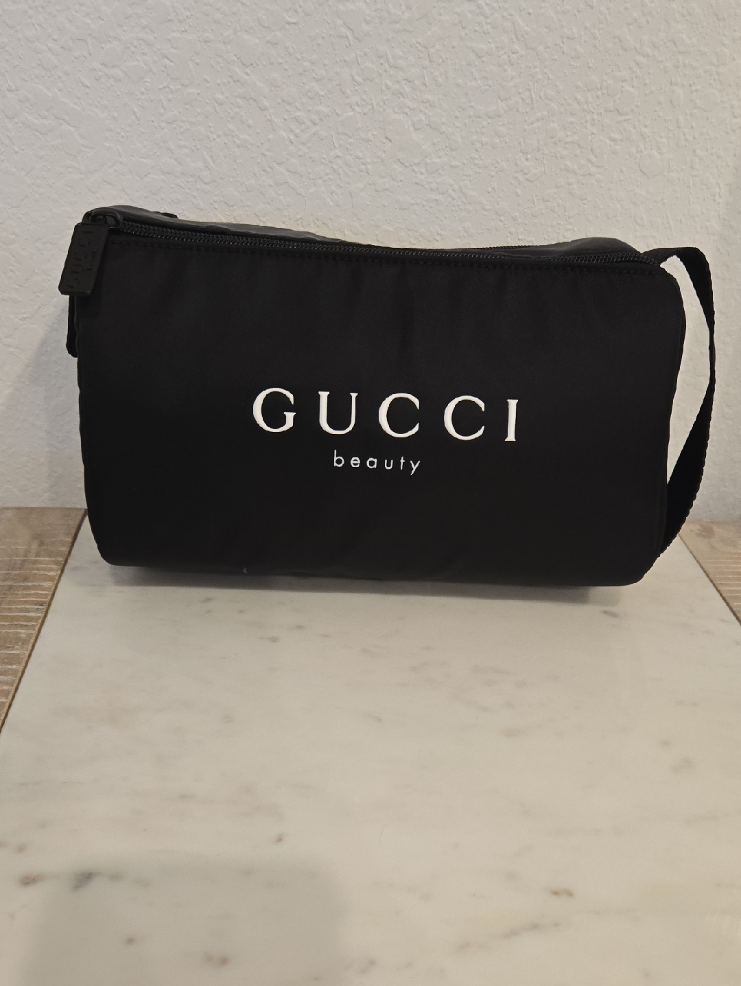 New Gucci Beauty Logo Pouch Bag Gucci Trvl Dopp Kitt Double Zipper & Handle Case